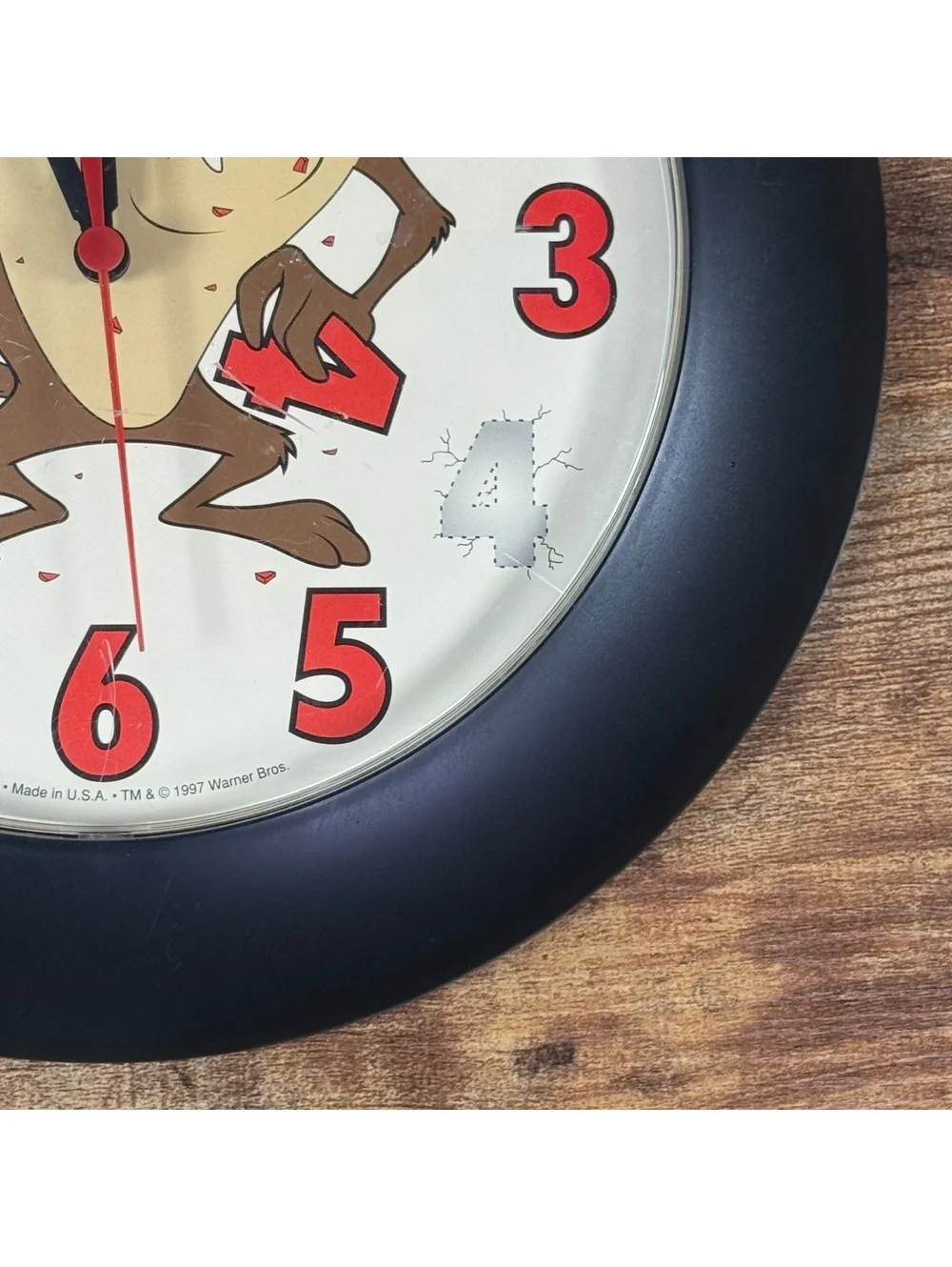 Vintage 1997 Looney Tunes Taz Wall Clock Westclox Warner Bros 11.5” USA